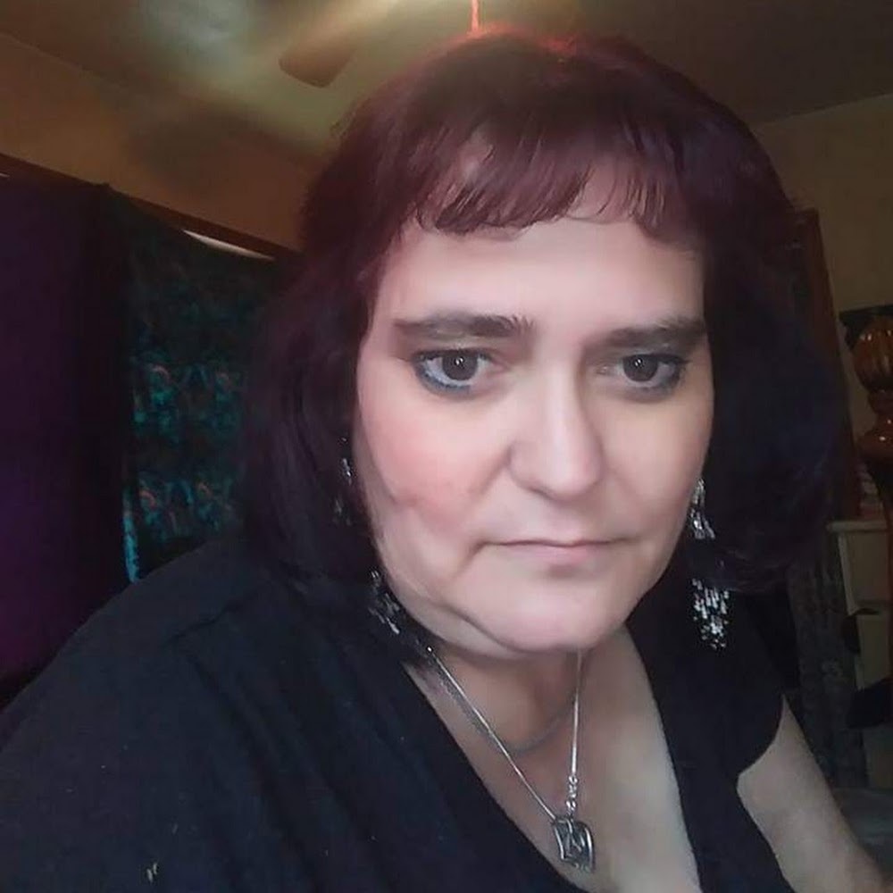 Meet your Posher, Diane